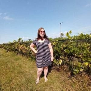 Meet your Posher, Courtney